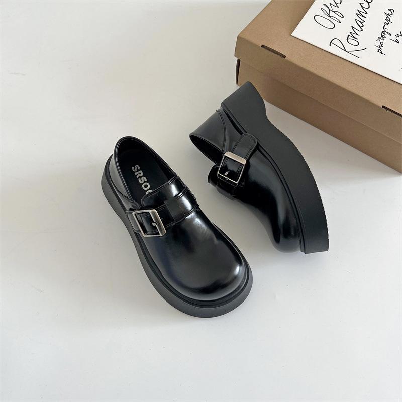 Retro White British Style Platform Small Leather Shoes Women's 2025 New Autumn and Winter Versatile Skirt Mary Jane Single Shoes