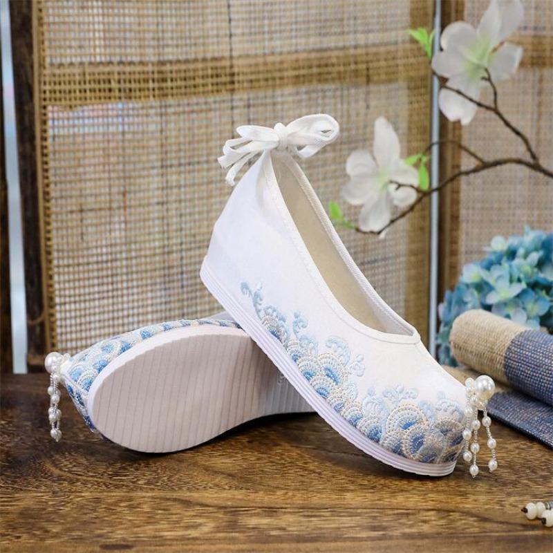Maogu Embroidered Increase Inner Height Shoe Woman Flats Women 2024 Women's Trend Chinese Style Pumps Ancient Style Hanfu Shoes