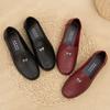 Middle Aged and Elderly Women's Spring and Autumn Simple Fashion Loafers Mom's Flat Non Slip Soft Sole Slip On Shoes