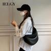 Women's Black Casual One-shoulder Messenger Bag, Breast Bag, Large-capacity Soft Leather Dumpling Bag.