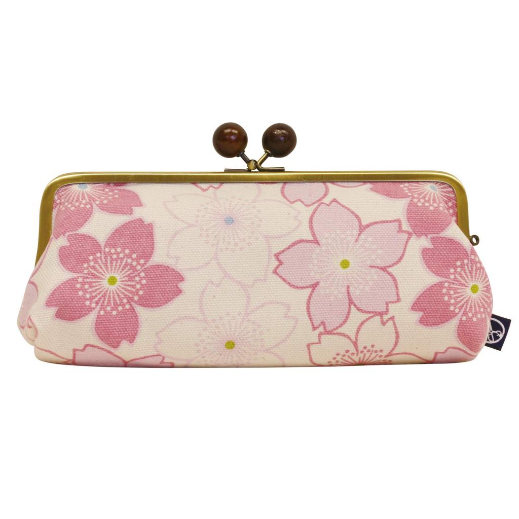 Goshiki Japanese Flower Series Horizontal Pouch with a Sakura Goshiki Horizontal Clasp Pouch with a Sakura [Maeda Senko] Hanpu-do 6.3-inch Motif.