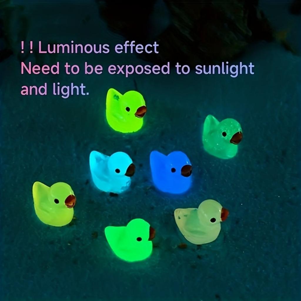 1Set Luminous 3D Duck Shoe Charms Set Cute Christmas Ducks Advanced Shoe Decorations DIY Detachable Buckle Shoes Accessories