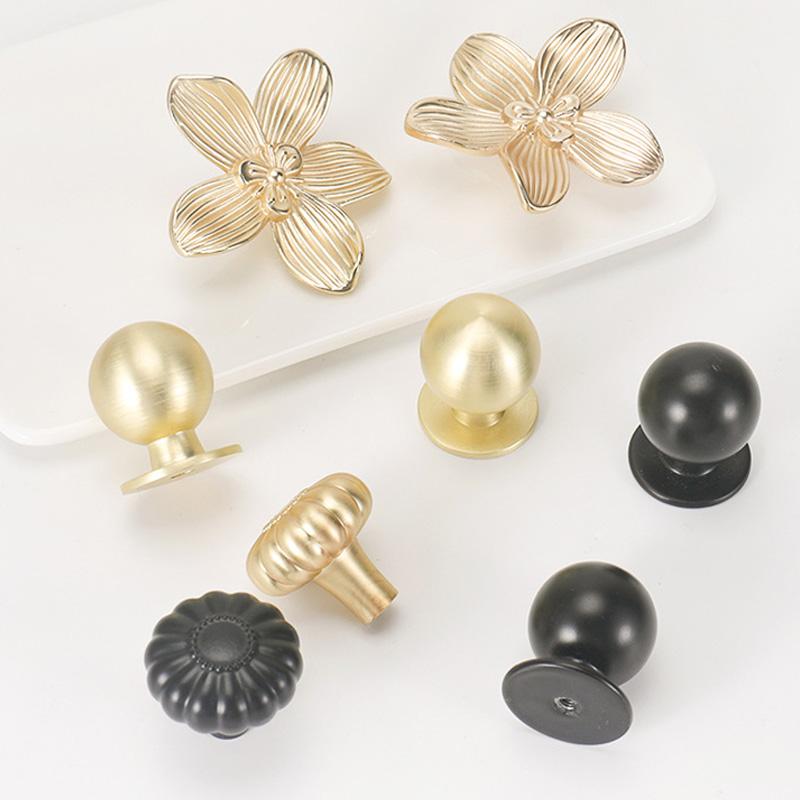 1pc Luxury Wardrobe Handles Hardware Knob Flower Shape Imitation Copper Single Hole Zinc Alloy
