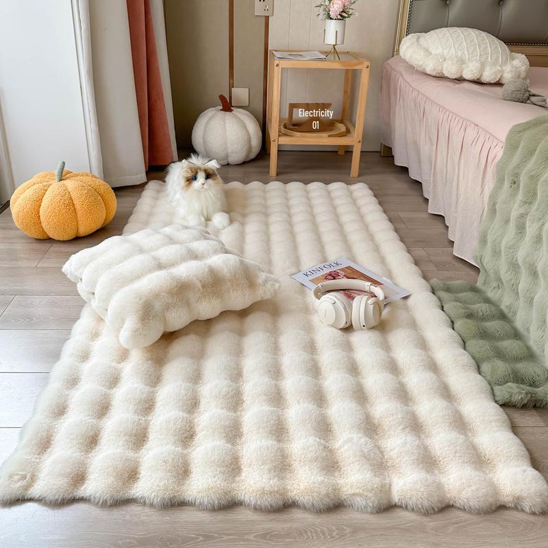 Cream Imitation Rabbit Fur Plush Rug: Bubble Plush Floor Mat for Bedroom, Bedside, Living Room, Bay Window Cushion, Blanket