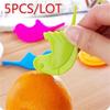 5pcs Random Bird Multi-purpose Beak Orange Peeling Tools