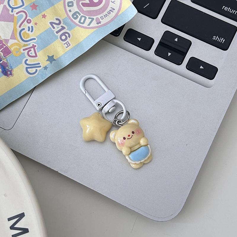 Kawaii Creative Star Bear Keychain Cute Cartoon Car Keychain Pendant School Backpack Decoration Accessories Kids Toy Gifts