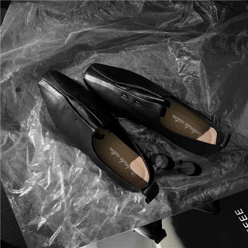 New Style Fashion Women Shoes Retro Flat Heeled Shoes for Women Square Toe Fashion Mary Jane Single Shoes Loafers Zapatos Mujer
