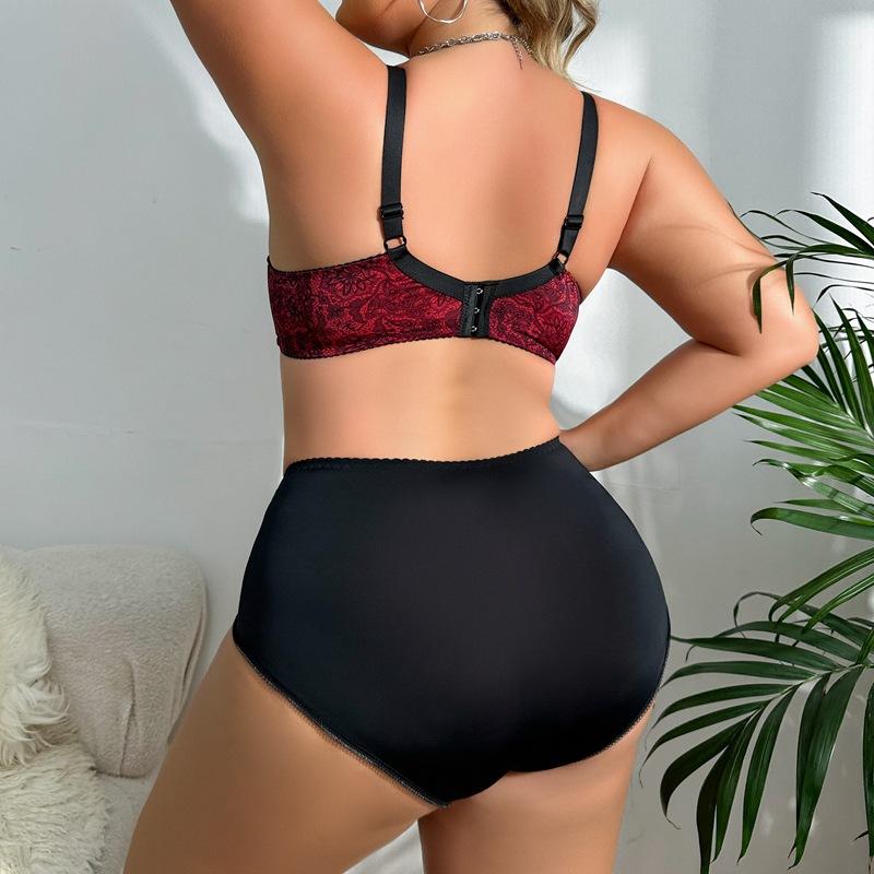 European and American Plus-size Printed Bra and Panty Set with Lace Underwire and Mid-waist Printed Briefs