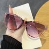Non-polarized Fashion Sexy Cat Eye Large Frame Sunglasses Women Men Retro Driving Eyeglasses Men Triangle Eyeglasses Female Unisex