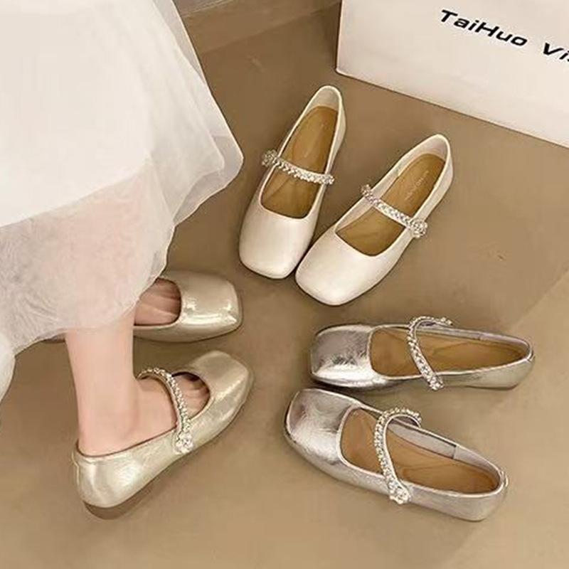 Mary Jane Women's Shoes New 2025 Popular Fashion Temperament Flat-bottomed Soft Leather Rhinestones Are Beautiful and Not Tired Feet