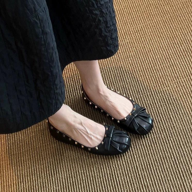 Fashion Vintage Rivet Mary Jane Shoes Women's Autumn New Round Toe Shallow Mouth Metal Buckle Soft Sole Non-slip Wear-resistant Flats