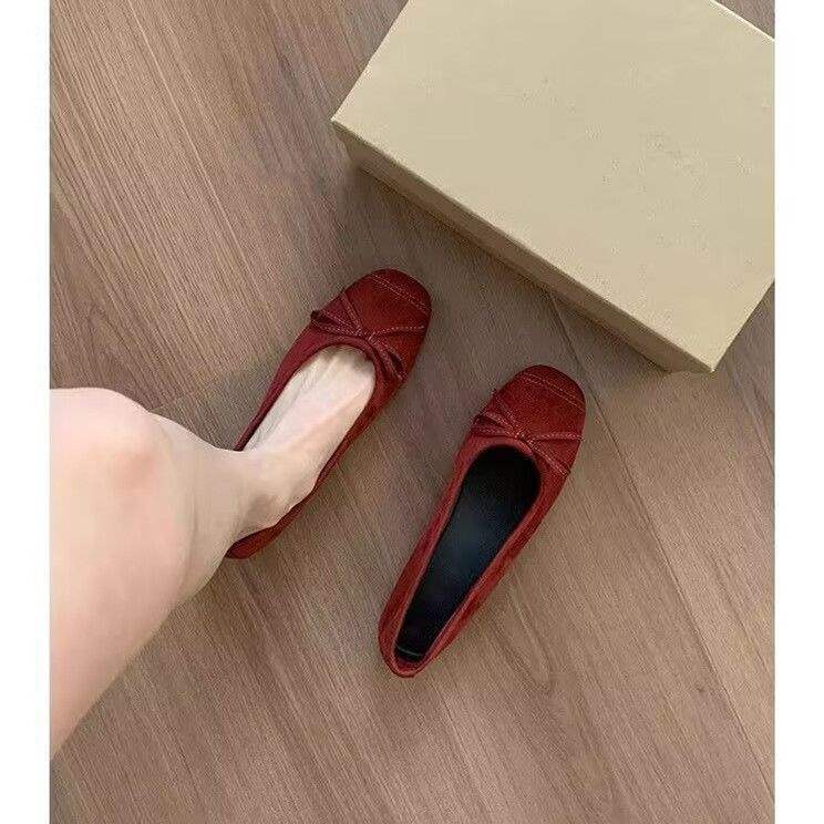 Red Ballet Single Shoes Women's 2025 New Bow Retro Evening Wind Flat Bottom Ladyshoes Square Head Shallow Mouth Grandma Shoes