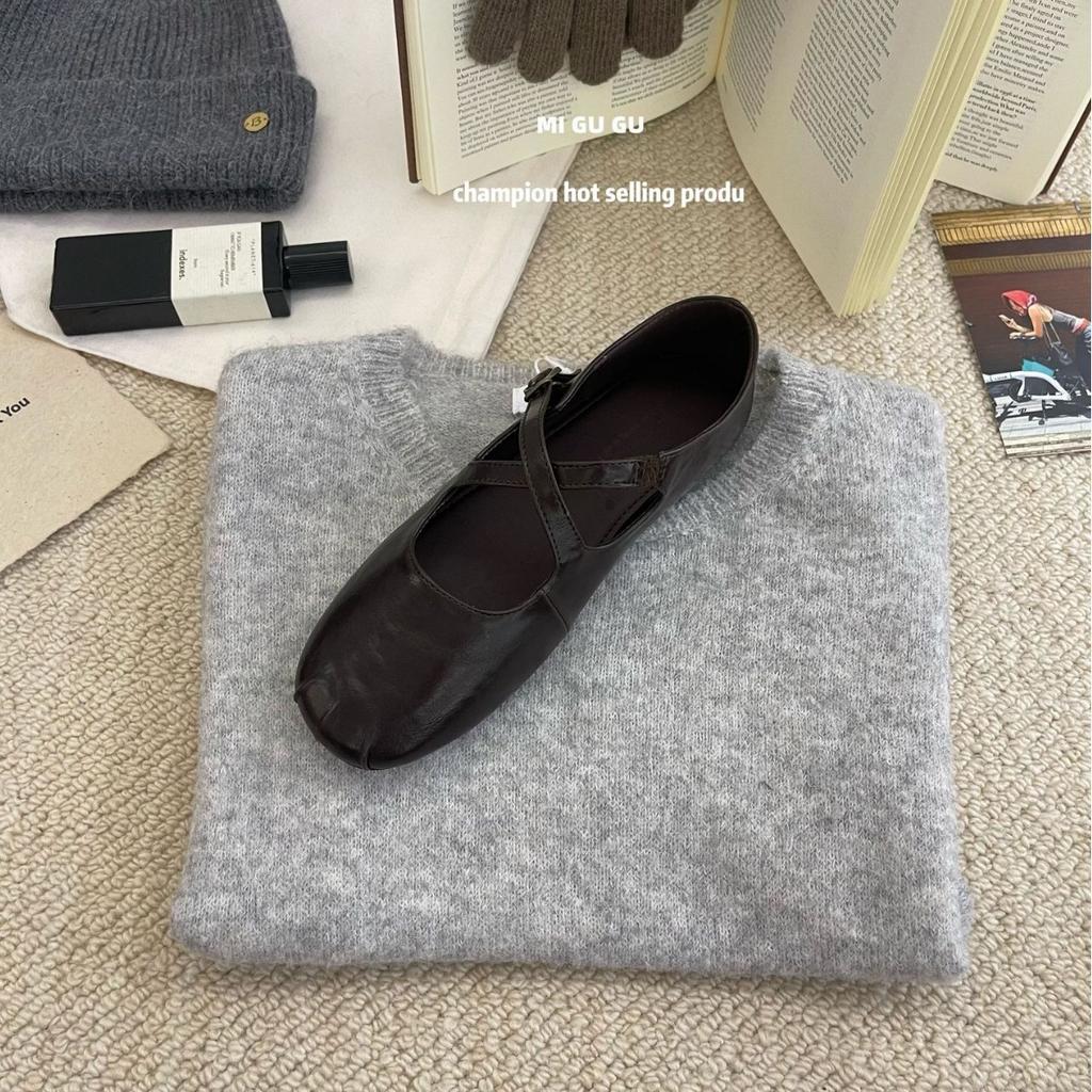 2025 Winter New Round Head Suede Soft Sole Soft Sole Versatile Doudou Cross Word with Commuter Women's Shoes