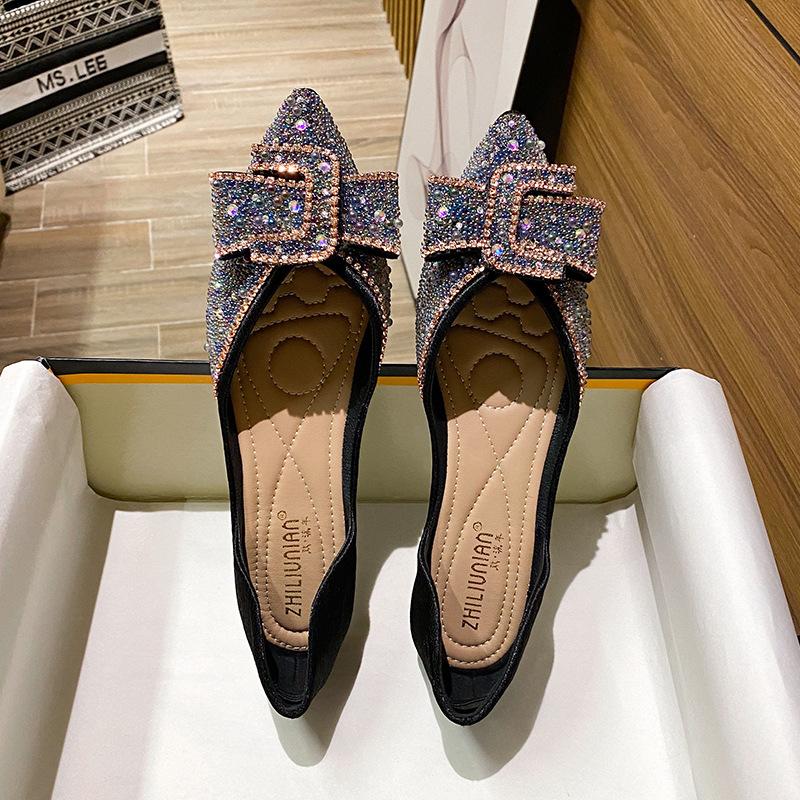 Plus Size Flats Shoes for Women Spring Pointed Toe Beautiful Bowknot Loafers Girl Slip-on Rhinestone Boat Shoes Summer Sandals