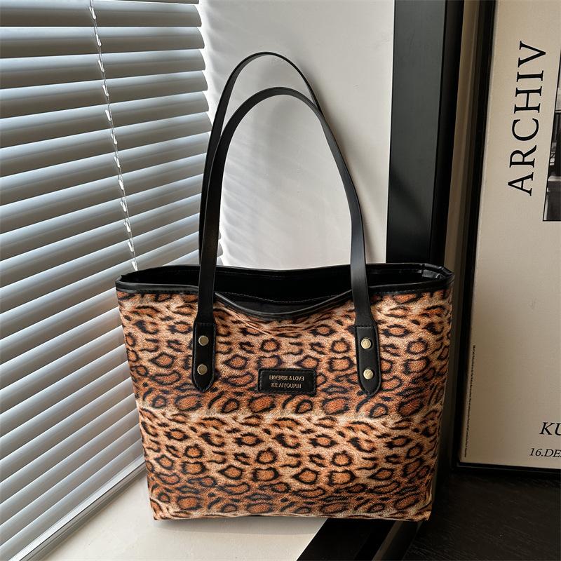 Popular Textured Bag Women'S Autumn And Winter Leopard Print Tote Bag Women'S Large-Capacity Commuting Shoulder Bag