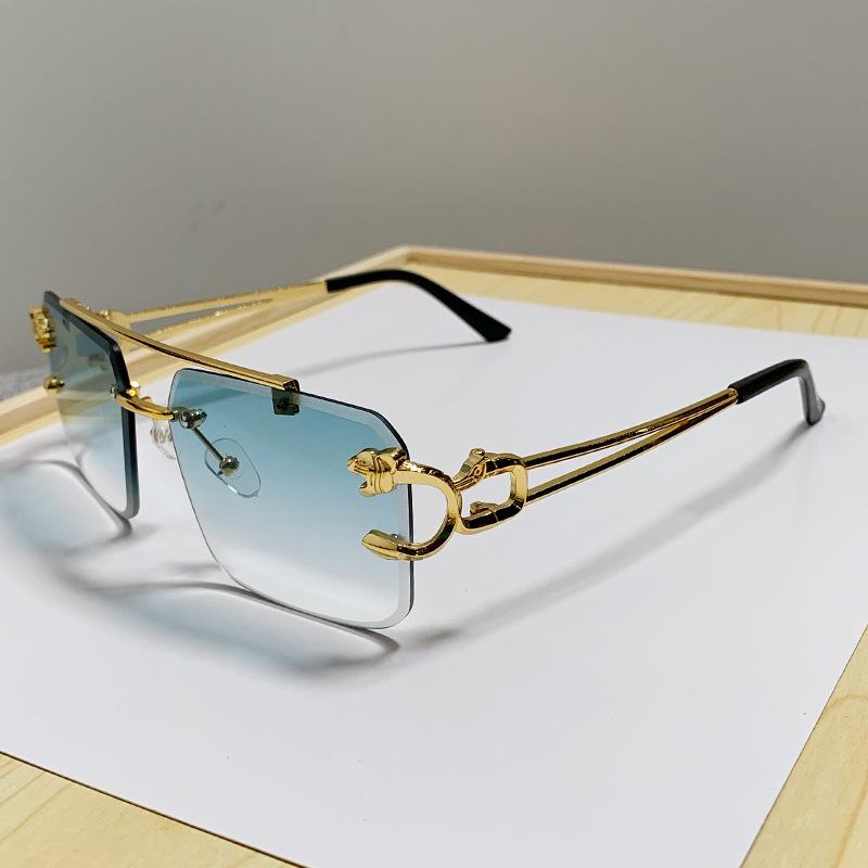 Stylish Double-Bridge Anti-UV Sunglasses for Men and Women