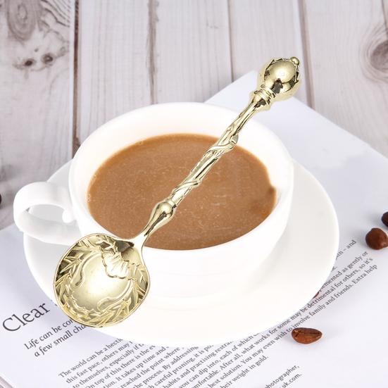Coffee Spoon Carved Teaspoon Vintage European Palace Design Tableware Dessert Spoons for Kitchen KTY