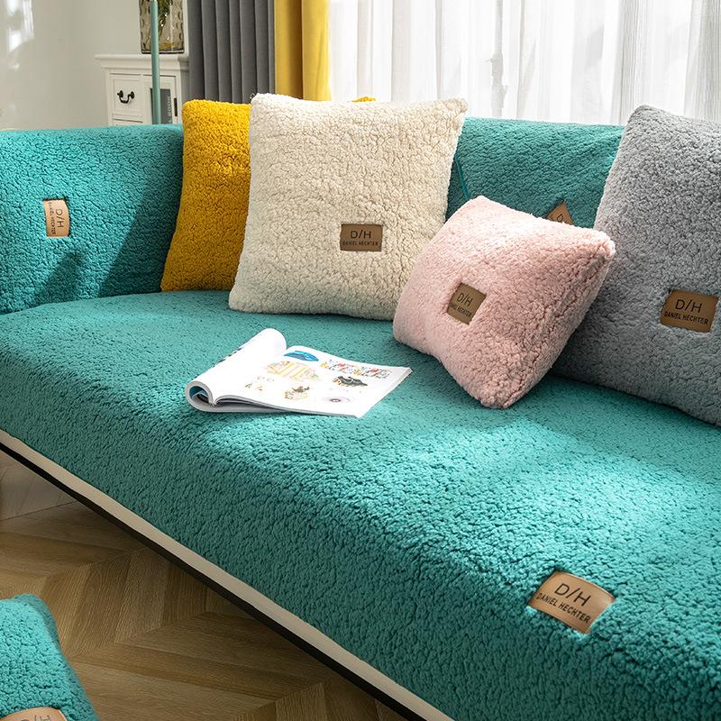 Thickened Wool Velvet Sofa Cover Winter Warm Living Room Sofa Backrest Armrest Cushion Soft Non -Slip Dustproof Decorative Cover