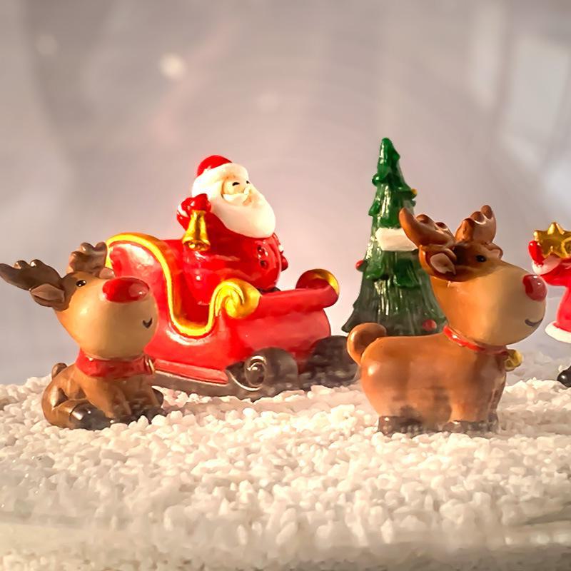 Resin Christmas Ornaments: Santa Claus & Elk Micro Landscape Decorations for Aquarium & New Year