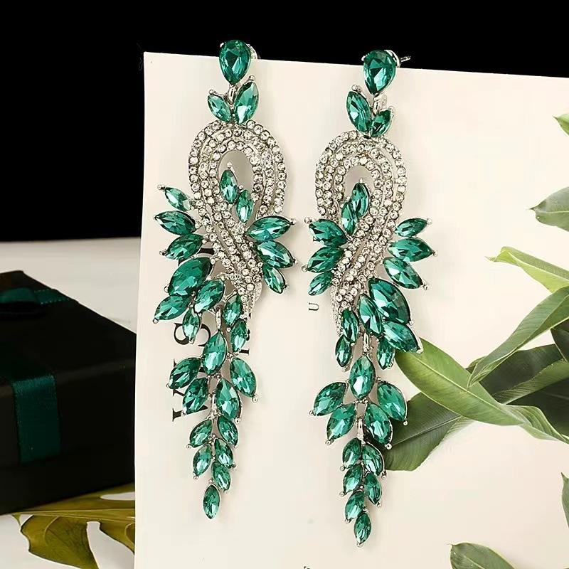 Water Droplet Shaped Retro Long Leaf Tassel Alloy Diamond Inlaid Elegant Temperament Earrings