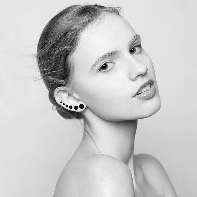 6 пар модных черных круглых костюмов с серьгами в виде гантелей