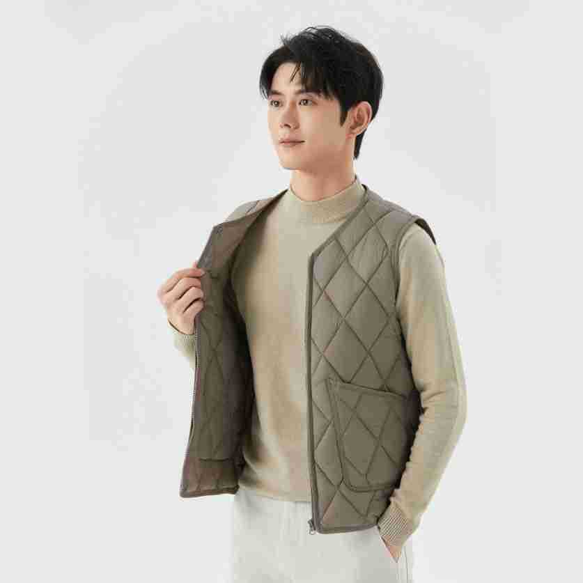 Men's Fall and Winter Padded Warm Zipper Comfortable Stylish To Keep Warm Increase Vest Outside The Pocket Men's Diamond-shaped Short Vest 2402