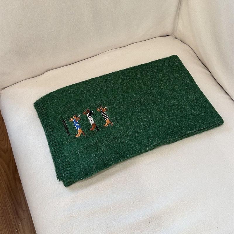 Cute Puppy New Knitted Three Dachshunds Embroidered Woolen Woolen Scarf for Women In Autumn and Winter Soft and Versatile