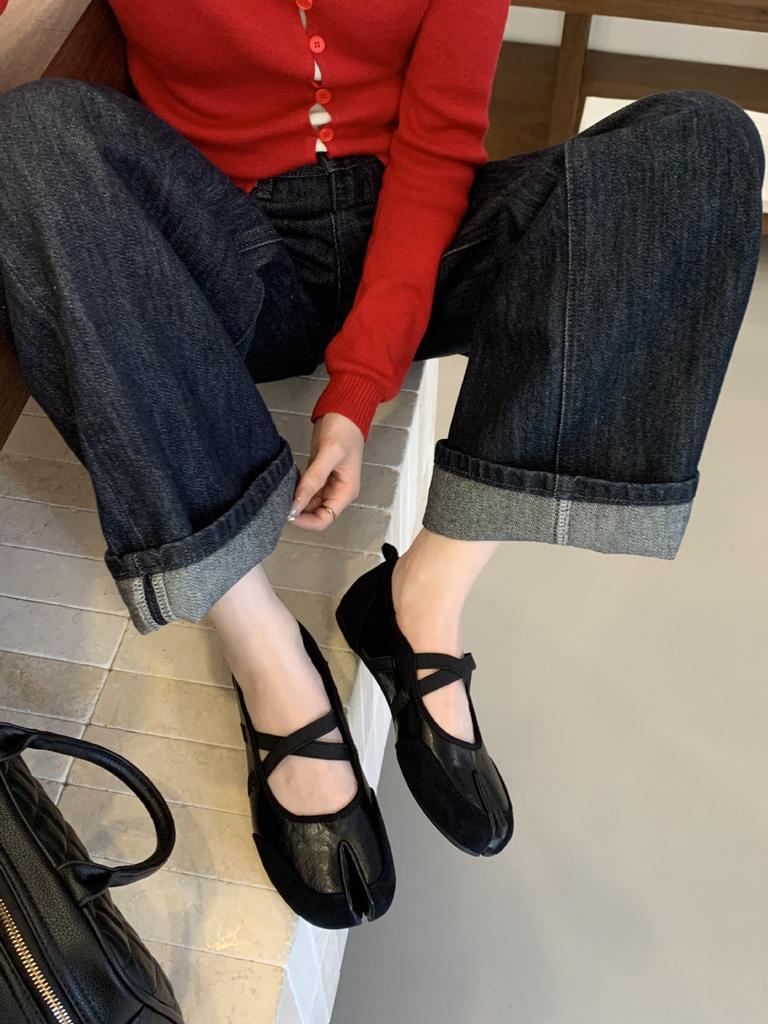 2025 New One-word Buckle with Split-toed Pig's Trotters Mary Jane Ballet Small Leather Shoes Women's Flat-bottomed Shallow Mouth Women's Single Shoes