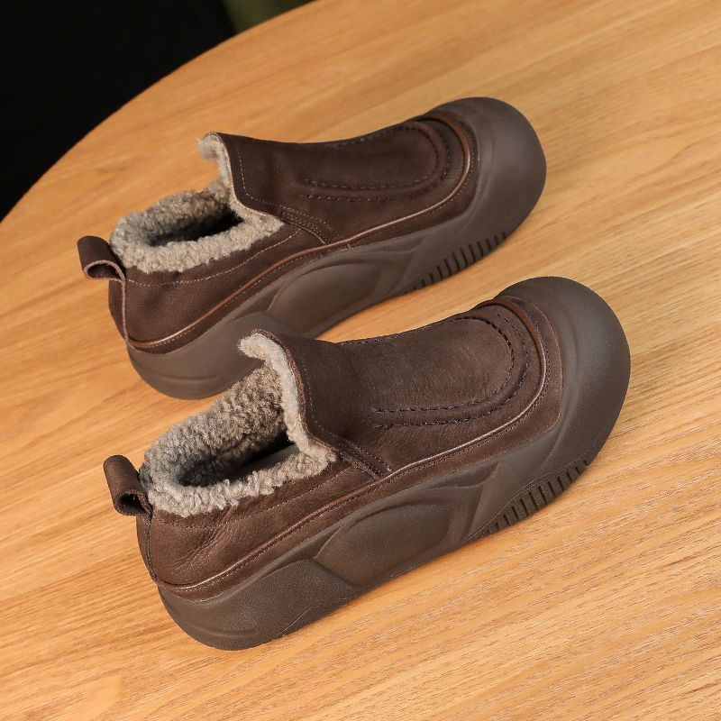 Warm Women's Shoes with One Pedal of Fluffy Shoes 2025 Winter New Versatile Casual Velvet Warm Platform Bread Cotton Shoes