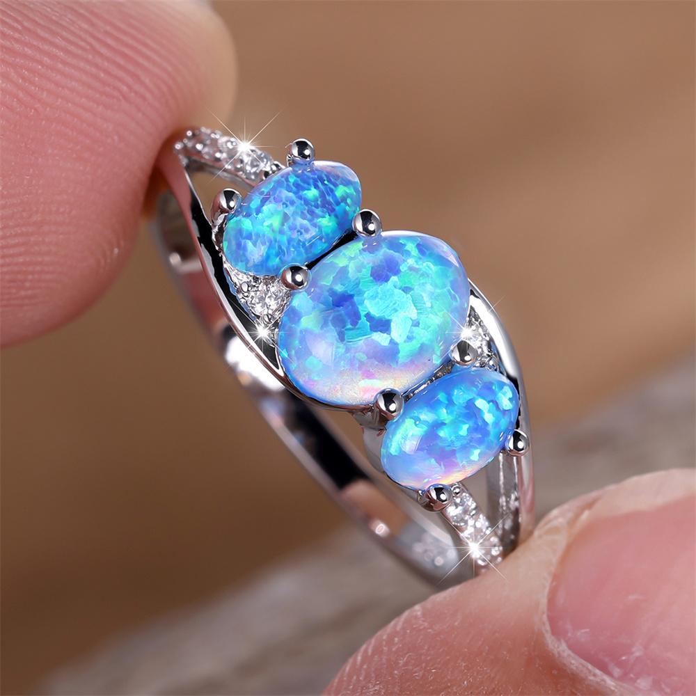 Blue Fire Opal Three Stone Ring Cute Oval Birthstone Engagement Rings For Women Vintage Charm Color Wedding Bands Jewelry