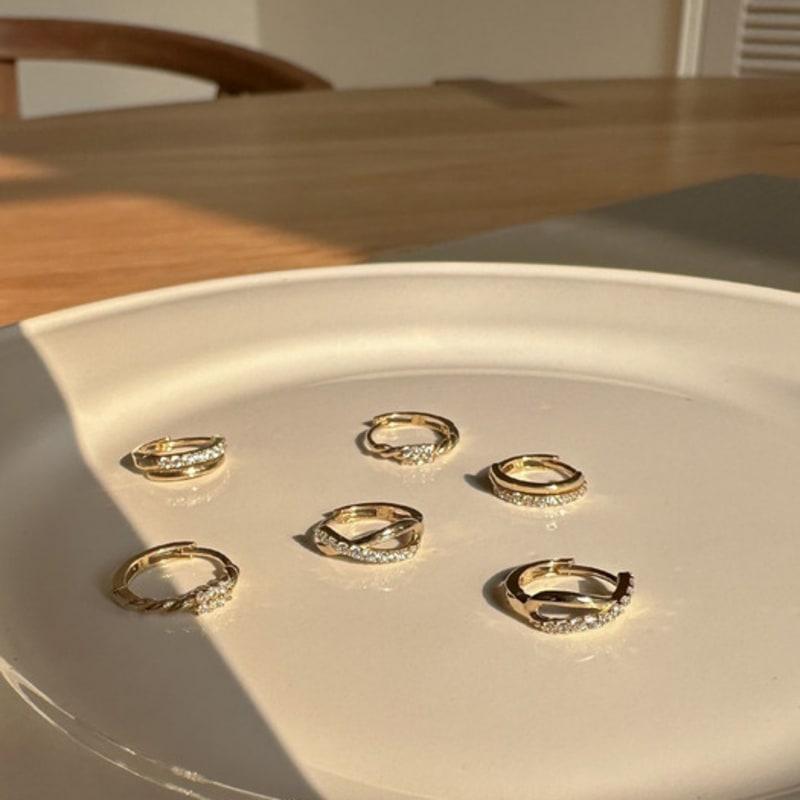 Youngglow 14k Cubic X One Touch Earring