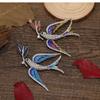 Fashionable Swallow Pin Coat Sweater Chest Flower Collar Button Women's Retro Rhinestone Animal Brooch Glazed Accessories