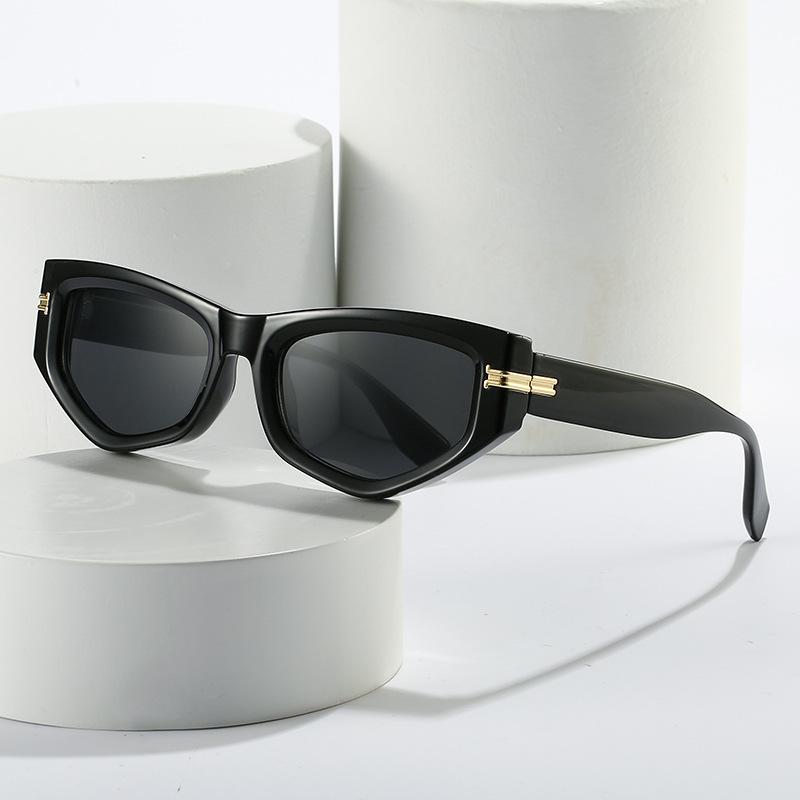 Cat'S Eye Triangle Sunglasses For Women, Versatile Personalized Street Sunglasses