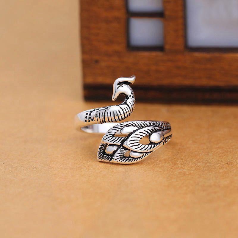 1PC Vintage Adjust Finger Wear Thimble Yarn Guides Knitting Loop Crochet Loop Knitted Rings