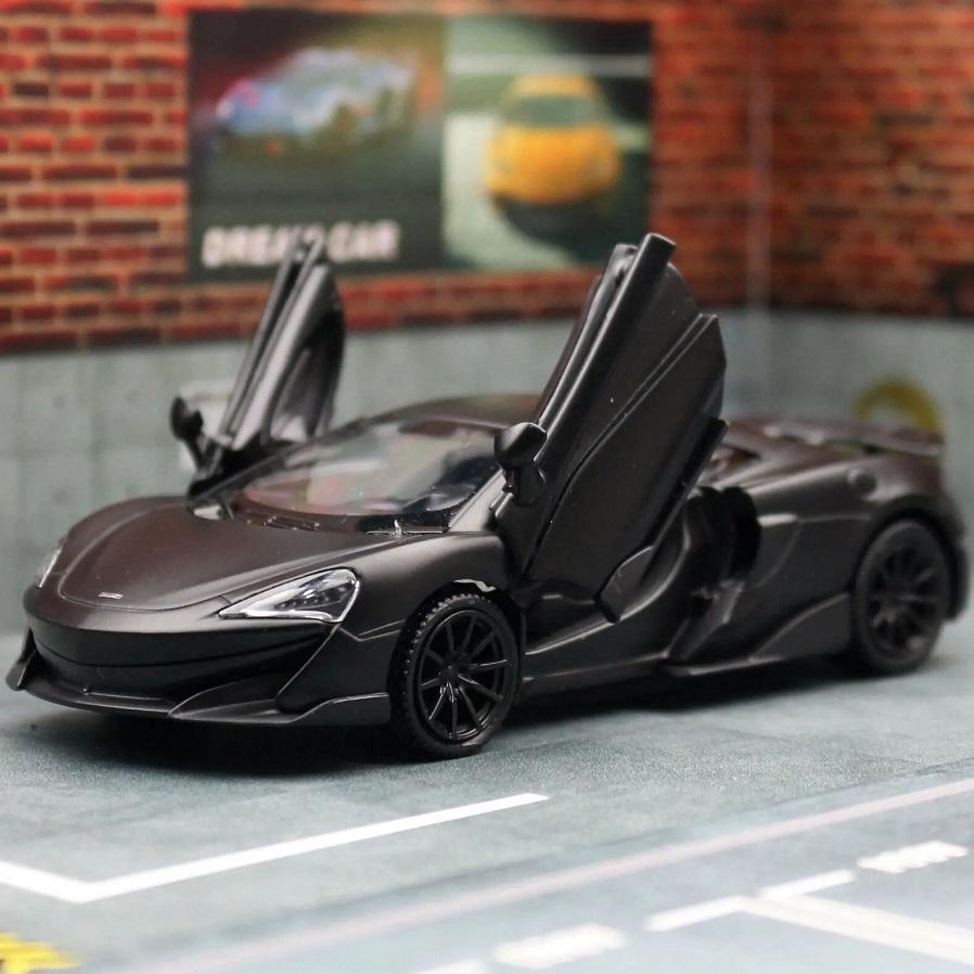 McLaren 600LT Supercar 5 Inch Metal Car Simulation Diecast & Toy Vehicles RMZ City 1:36 Alloy Model Pull Back Action