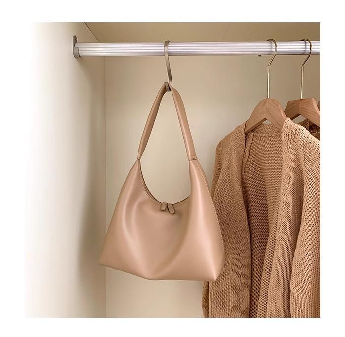 Korean-Style Soft Leather Milk Tea Dumpling Bag: Retro Shoulder & Versatile Handheld Design