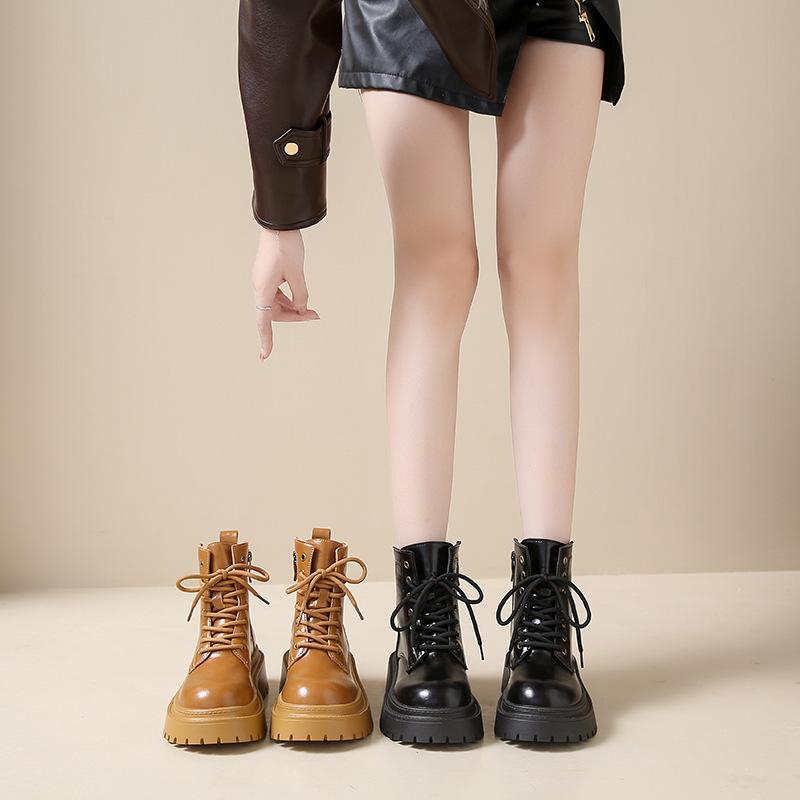 French Super Fire Martin Boots Women's 2024 New Fashionable Versatile Small Thick-soled Retro Niche British Style Short Boots