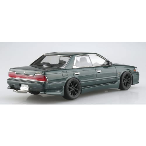 Aoshima Bunka Kyozai (AOSHIMA) 1/24 The Tuned Car Series No. 83 Nissan HC33 Laurel 1991 Aero Custom Plastic Model