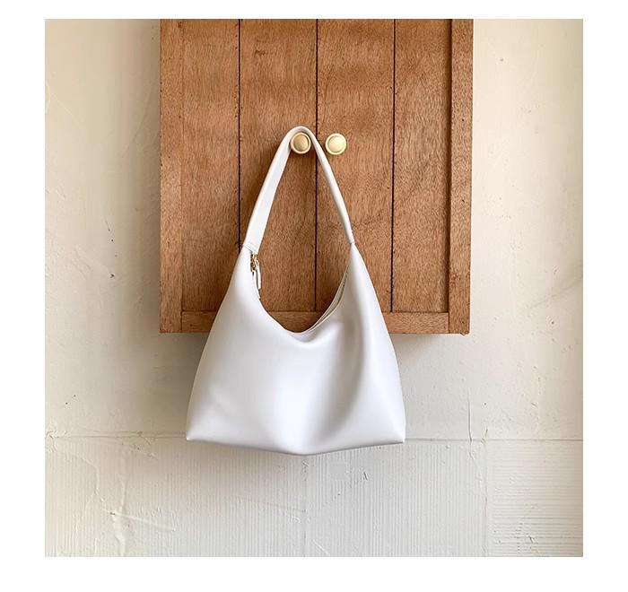 Korean-Style Soft Leather Milk Tea Dumpling Bag: Retro Shoulder & Versatile Handheld Design