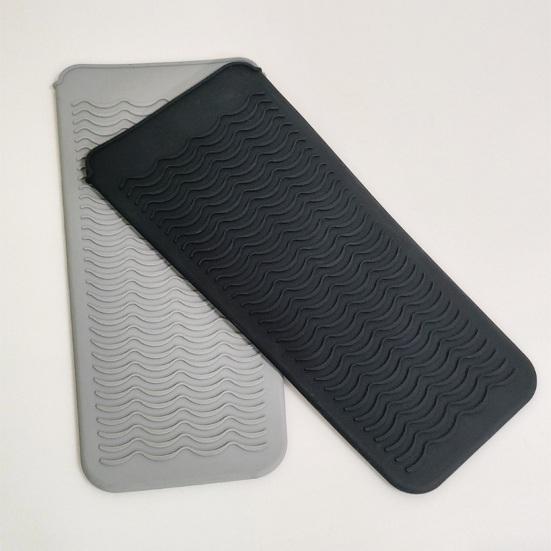 Yousheng Silicone Heat Resistant Mat Hair Straightener Flat Iron Curling Iron Tool Wavy Design Anti-slip Curling Iron Heat Insulation Cover