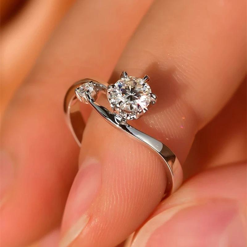 Huitan Gorgeous Graceful Rings for Women Brilliant Noble Finger Accessories for Wedding Band Elegant Promise Temperament Jewelry