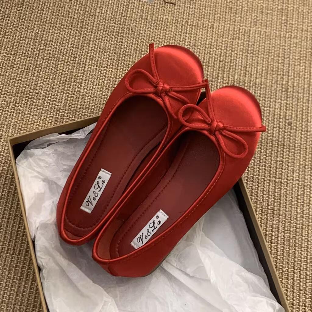 Shoes Flat-soled One-pedal Women's Face Round Head 2025 Grandma Spring Soft-soled Ballet Single Shoes New Satin