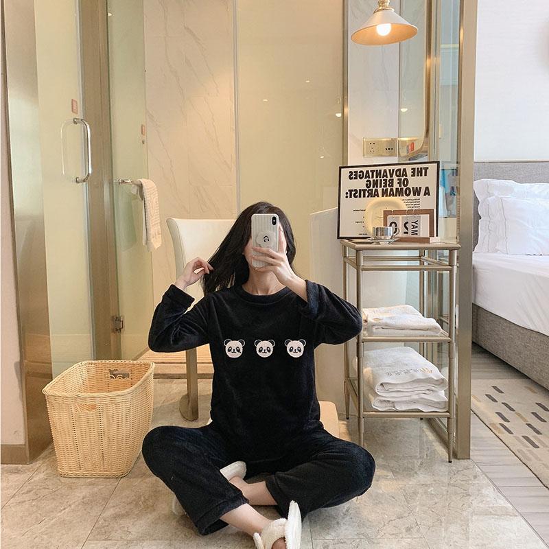 Thickened Warm Sleepwear for Winter Women Pajamas Flannel Cartoon Panda O-Neck Coral Velvetplus Winter Pajamas Ladies