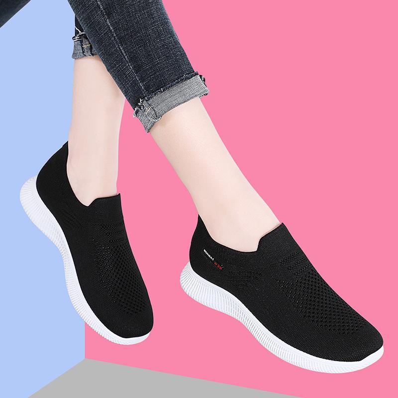 2025 Summer New Socks One Pedal Casual Breathable Women's Shoes Flying Woven Walking Shoes Mother Shoes Large Size Shoes