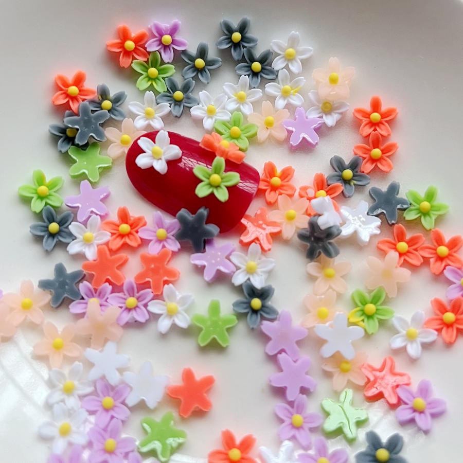 100 Pieces Mixed 8mm Mini Flower Resin Scrapbook Decoration Suitable for Diy Jeweled Hair Accessories