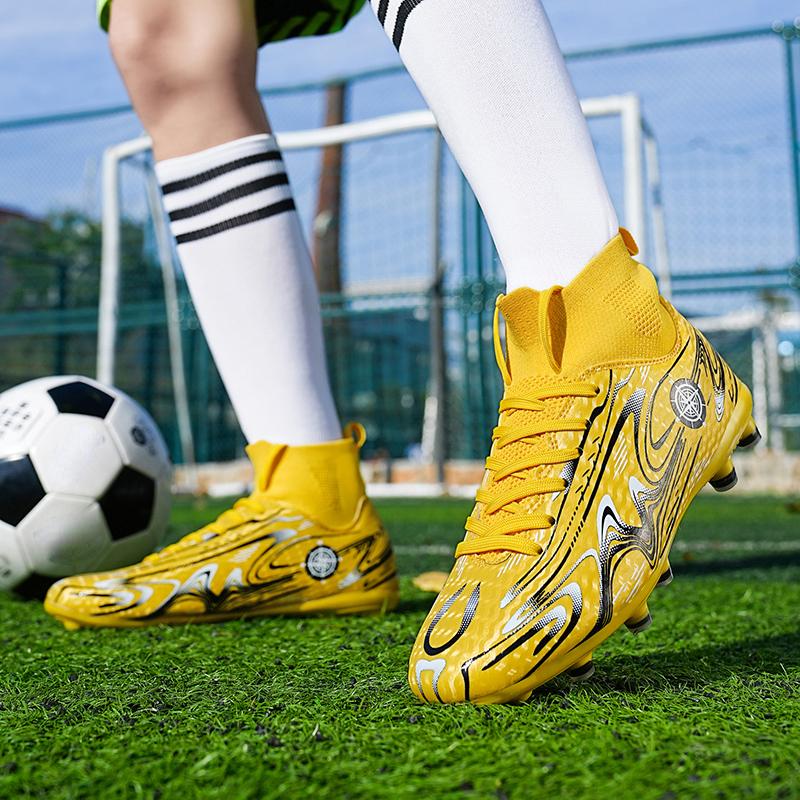 32-46 Football Shoes High -top Outdoor Men's Long Nails Sports Football Boots Large Size Young Sports Football Boots For Boys