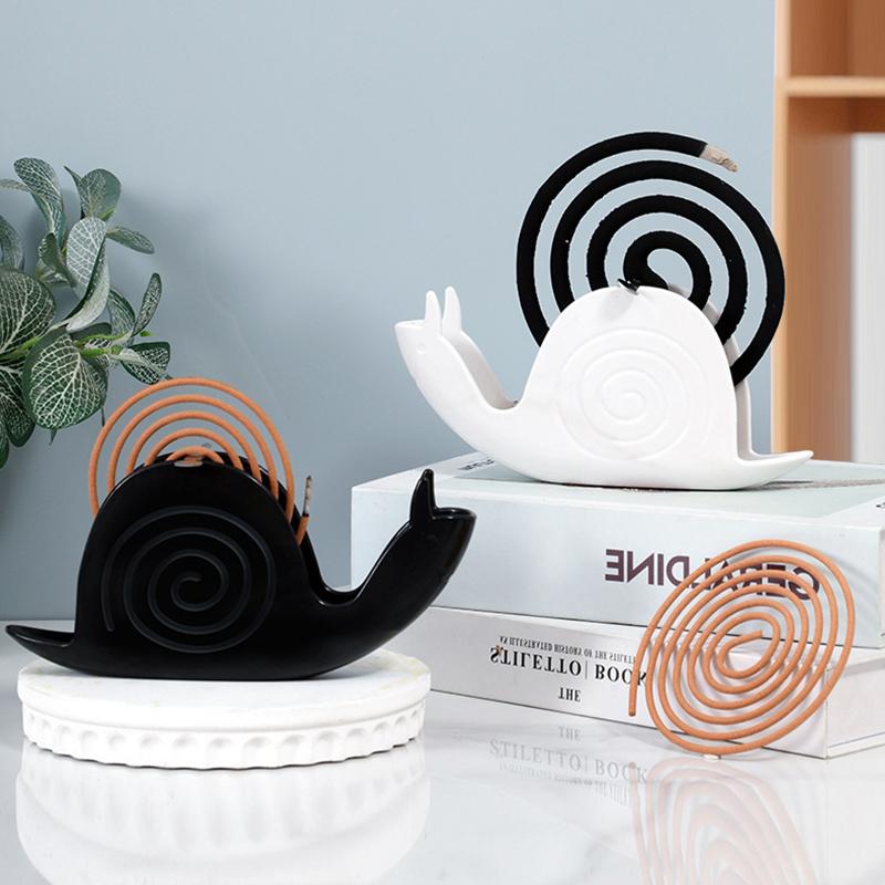 Creative Snail Shape Mosquito Coil Incense Holder Shelf Retro Unique Stand Cute Ornament For Home Bedroom Decoration
