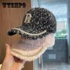 Women's Korean Autumn and Winter Rhinestone Letter Baseball Cap, Outdoor Autumn and Winter Plush Warm Duckbill Cap