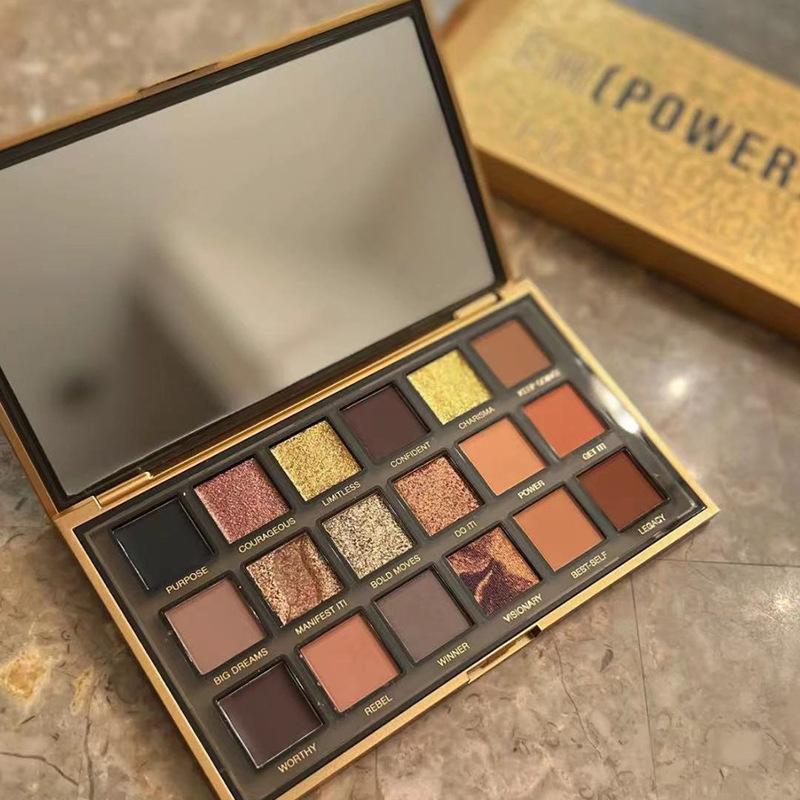 Christmas Eighteen Color Em Power Ed Eye Shadow Palette
