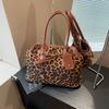 Large Capacity Leopard Print Women's Shoulder Bag Retro Feminine Shoulder Bag Casual Travel Bags New Trend